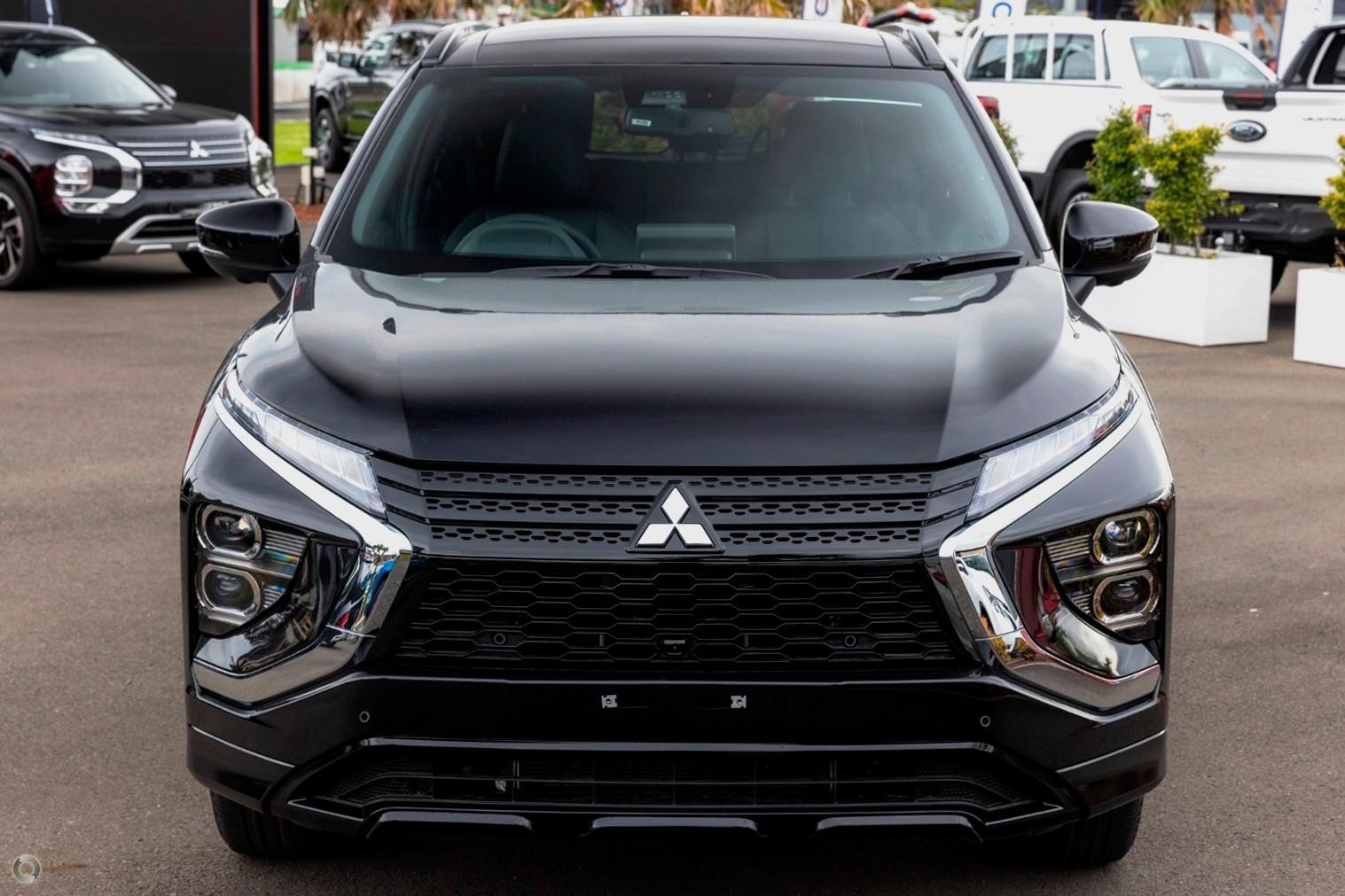 Mitsubishi Eclipse Cross image 2