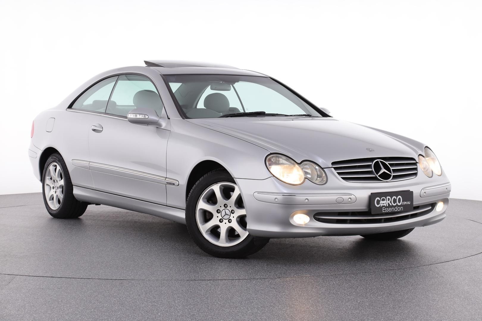 Mercedes Benz Clk-class image 1