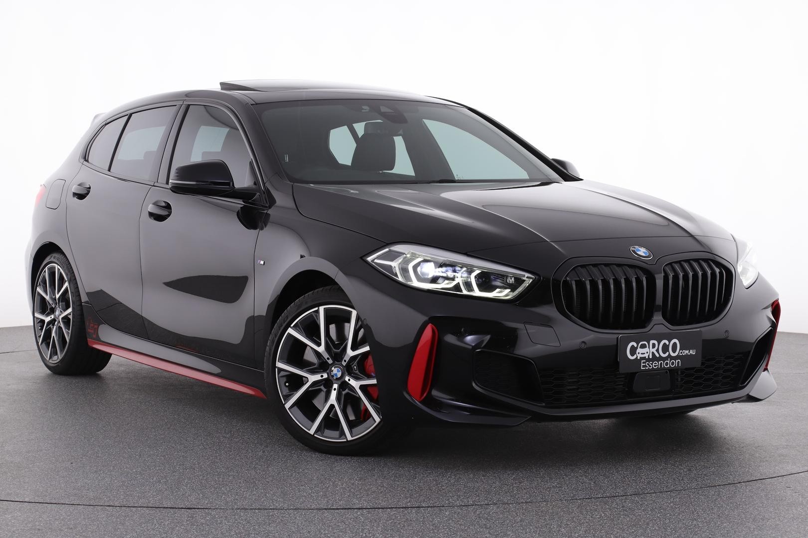 BMW 1 Series image 1