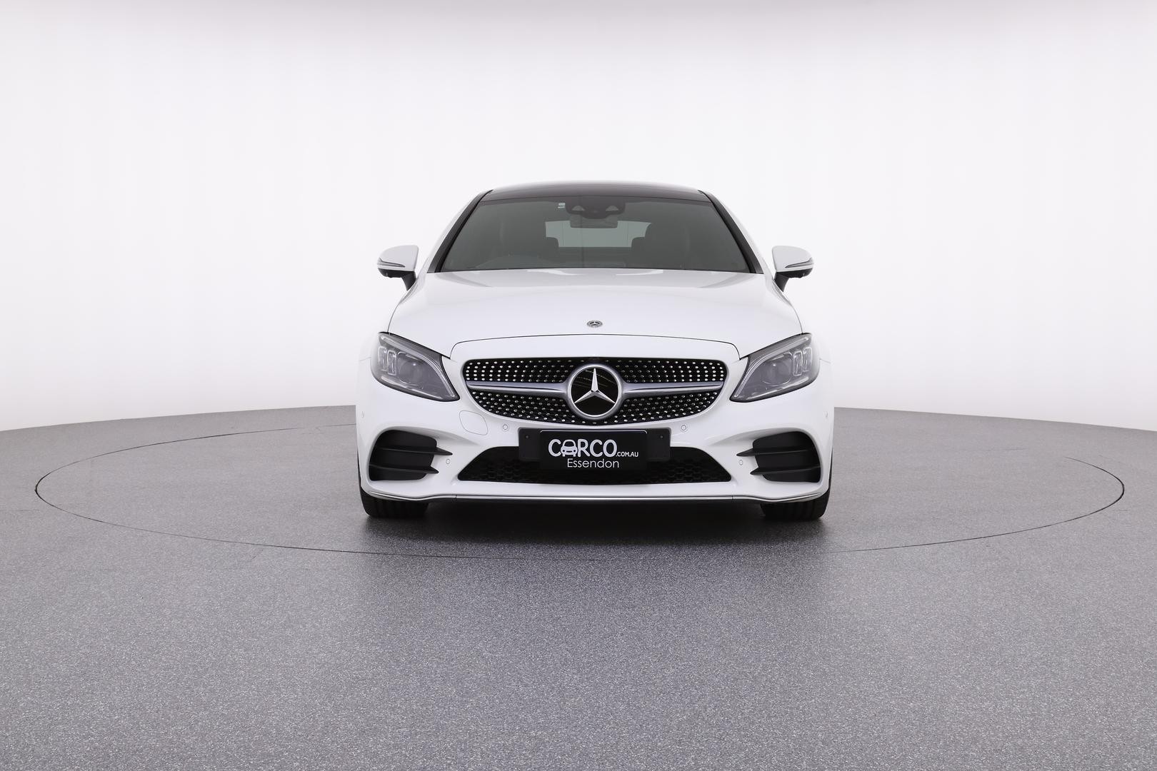 Mercedes Benz C-class image 2