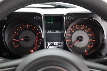 https://dvg-vehicle-assets.s3.amazonaws.com/C000018/1zut73jbh2i24o8b32e96bm9n.jpg