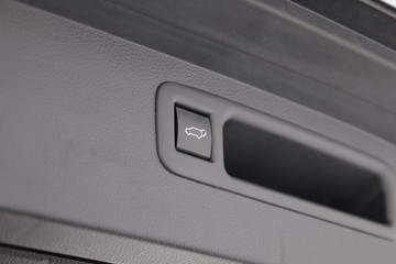 https://dvg-vehicle-assets.s3.amazonaws.com/C000036/4fo9xrtszbxkylr5dh9lrsyzy.jpg