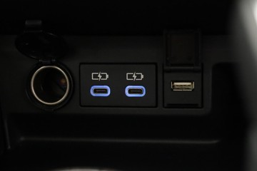 https://dvg-vehicle-assets.s3.amazonaws.com/C000036/djqthvvqi0bgqsl67v2d2fxjf.jpg
