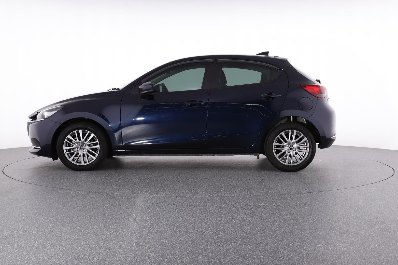 Mazda 2 image 3