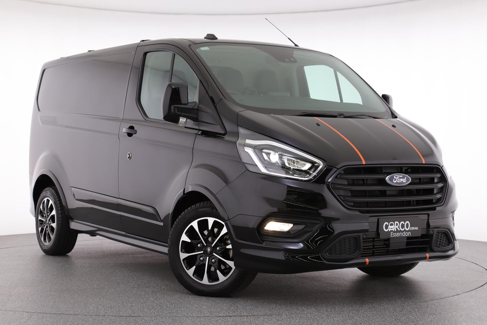 Ford Transit Custom image 1