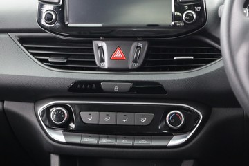 https://dvg-vehicle-assets.s3.amazonaws.com/C000081/acsb8u8gs1adh3gvd6pj80ssy.jpg