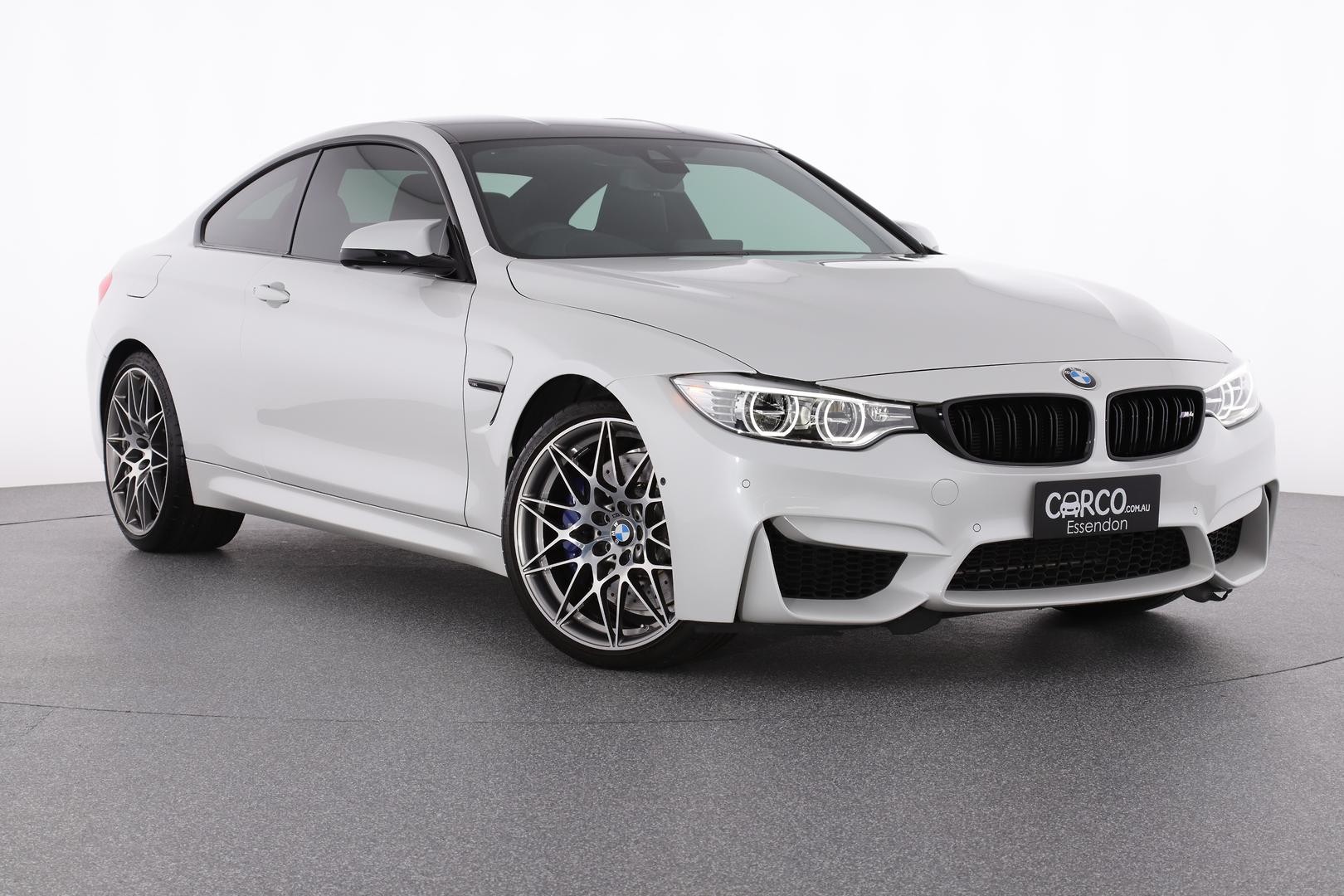 BMW M4 image 1