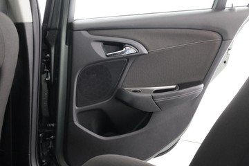 https://dvg-vehicle-assets.s3.amazonaws.com/C000138/4oqdrpda3bj6jcyzyy3ead307.jpg