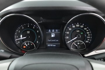 https://dvg-vehicle-assets.s3.amazonaws.com/C000138/73yb5k25xx8np3rt4rb9fw4g7.jpg