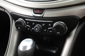 https://dvg-vehicle-assets.s3.amazonaws.com/C000138/98lr456dxmqs3m24sbvvp0oi3.jpg