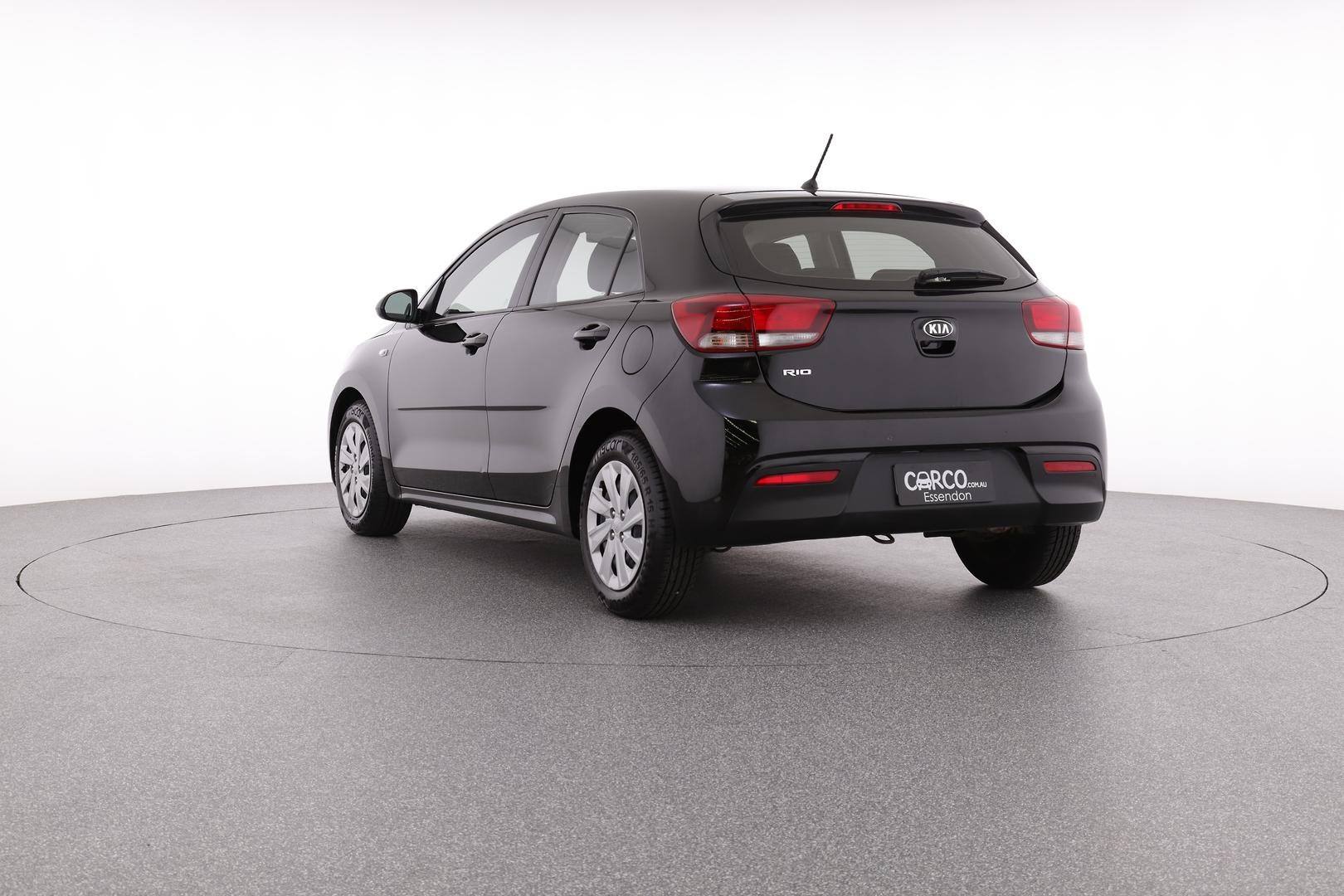 Kia Rio image 4