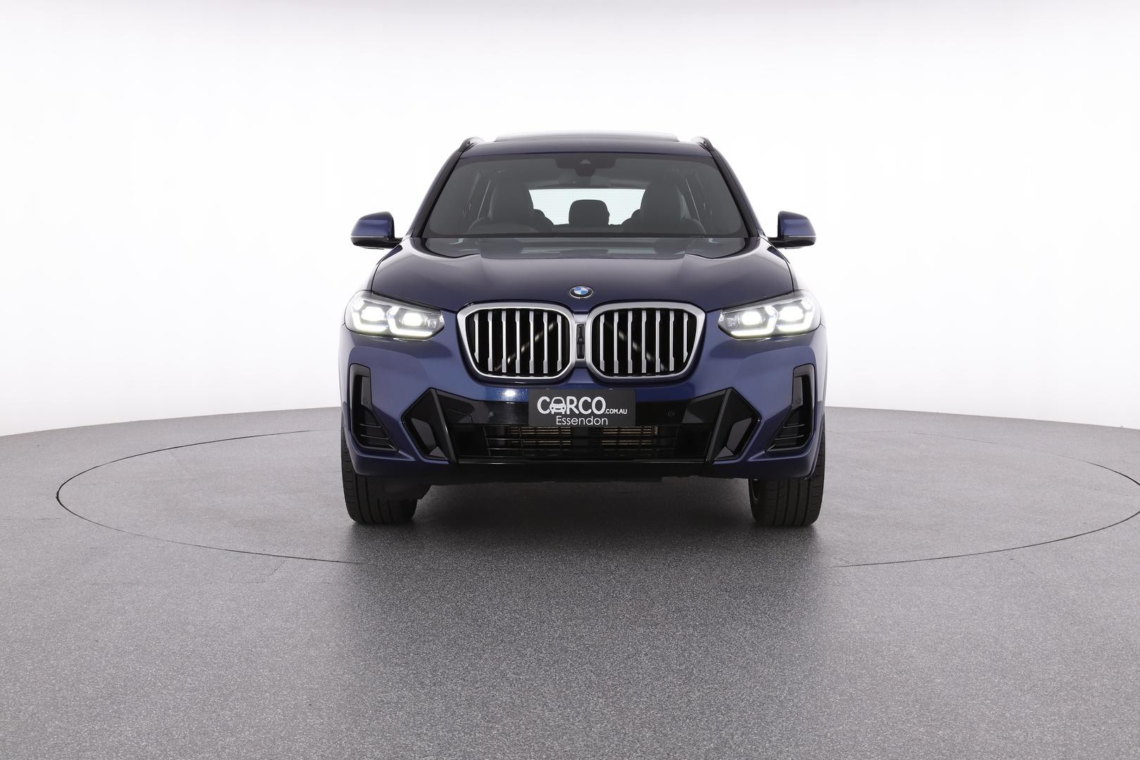 BMW X3 image 2