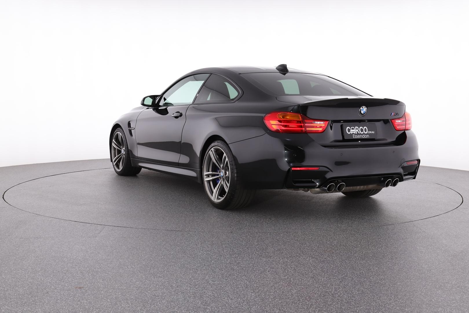 BMW M4 image 4