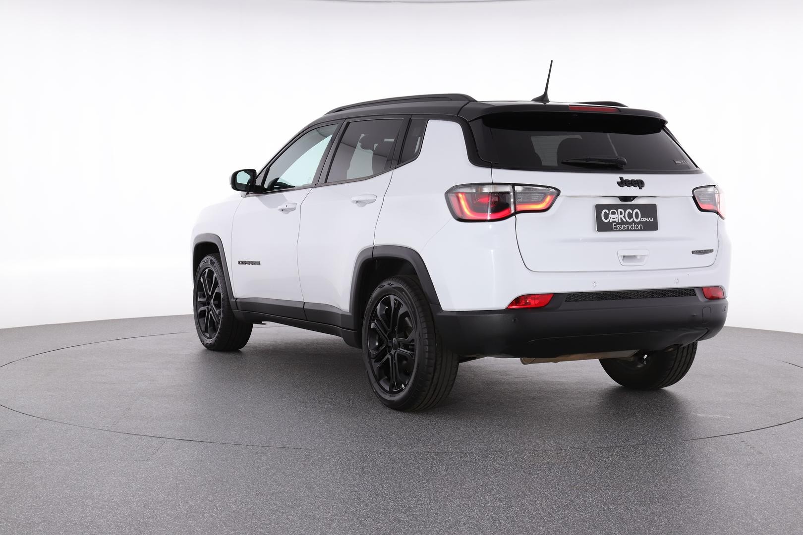 Jeep Compass image 4