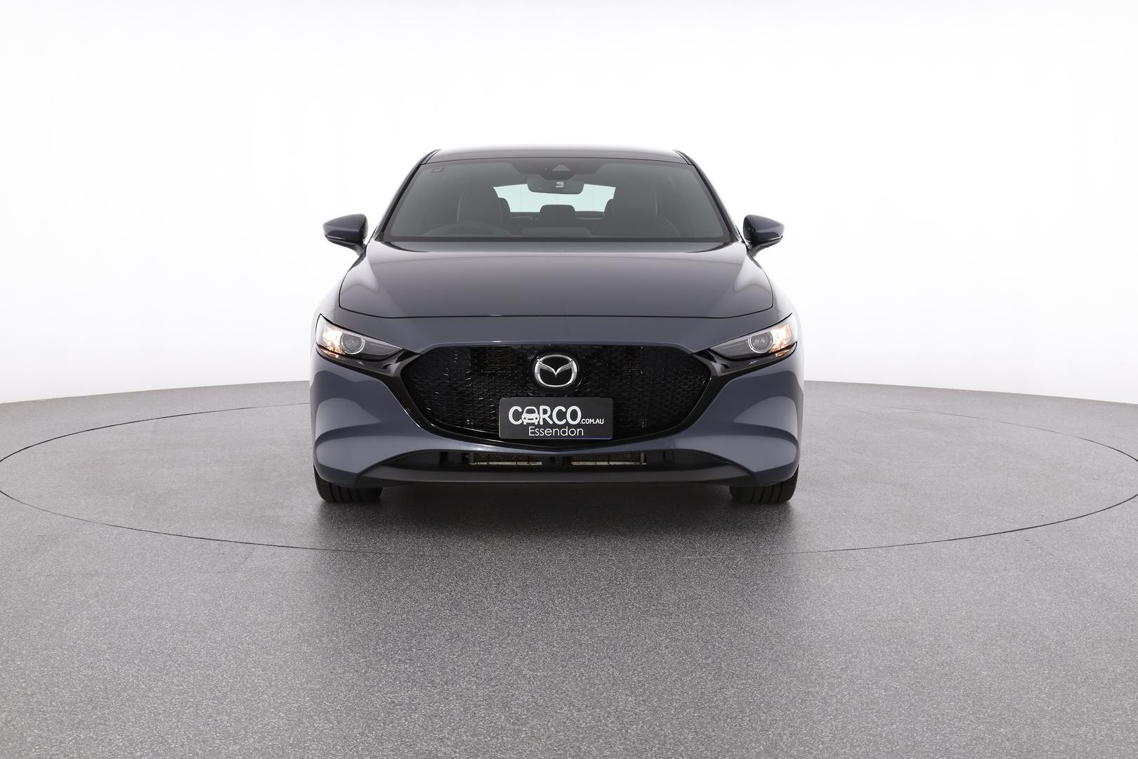 Mazda 3 image 2