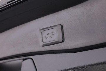 https://dvg-vehicle-assets.s3.amazonaws.com/C000340/6ecwzu921bdh9d0z8krnd1u0l.jpg