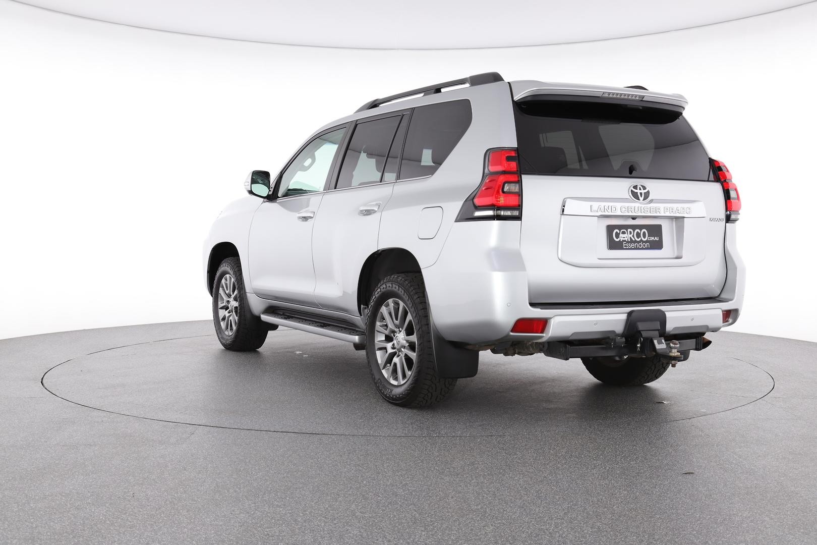 Toyota Landcruiser Prado image 4