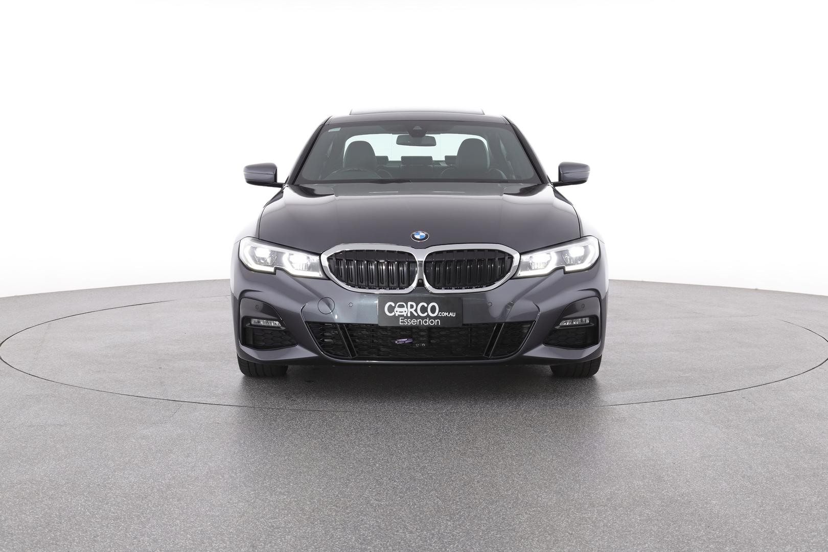 BMW 3 Series image 2