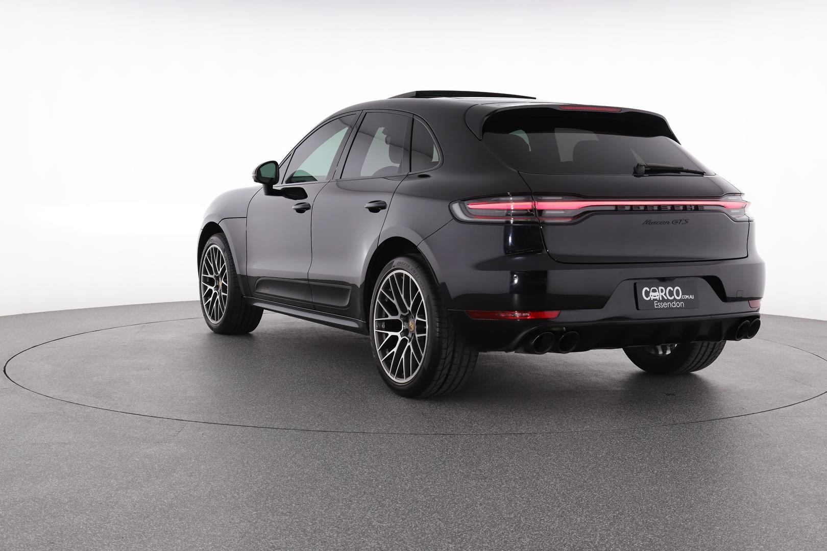 Porsche Macan image 4
