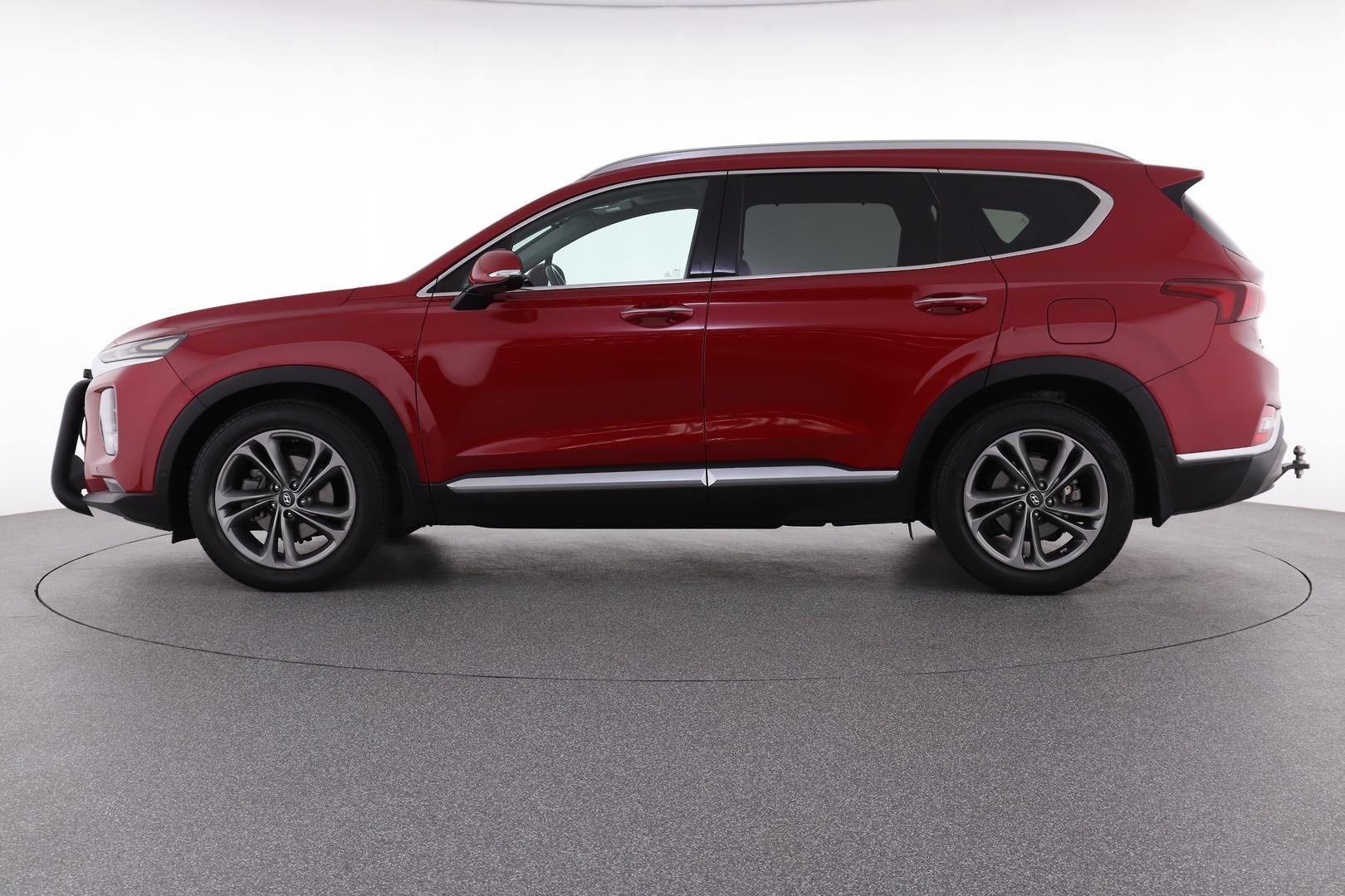 Hyundai Santa Fe image 3