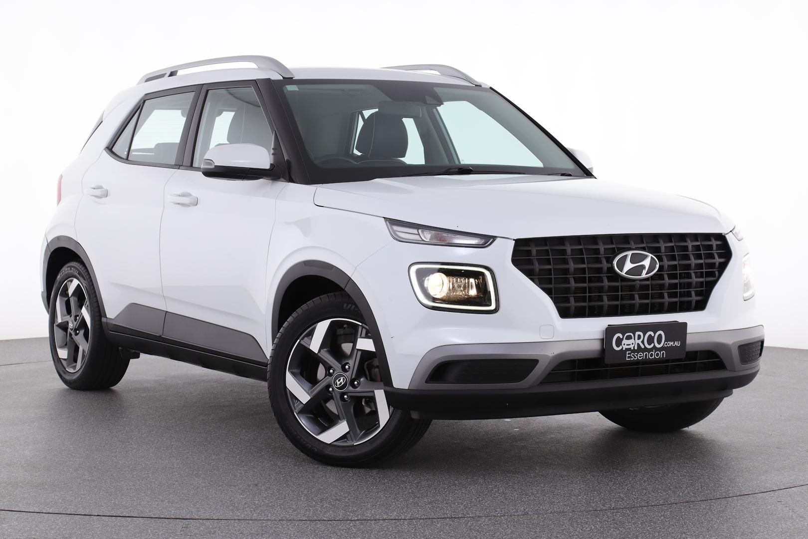Hyundai Venue image 1