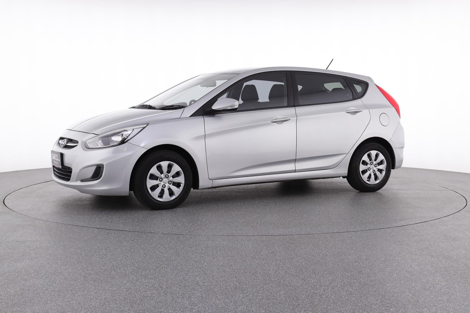 Hyundai Accent image 3