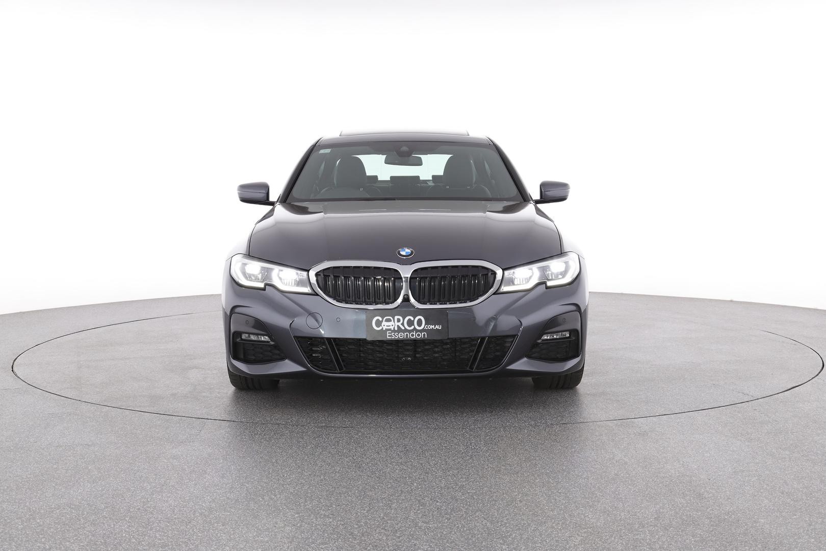 BMW 3 Series image 2