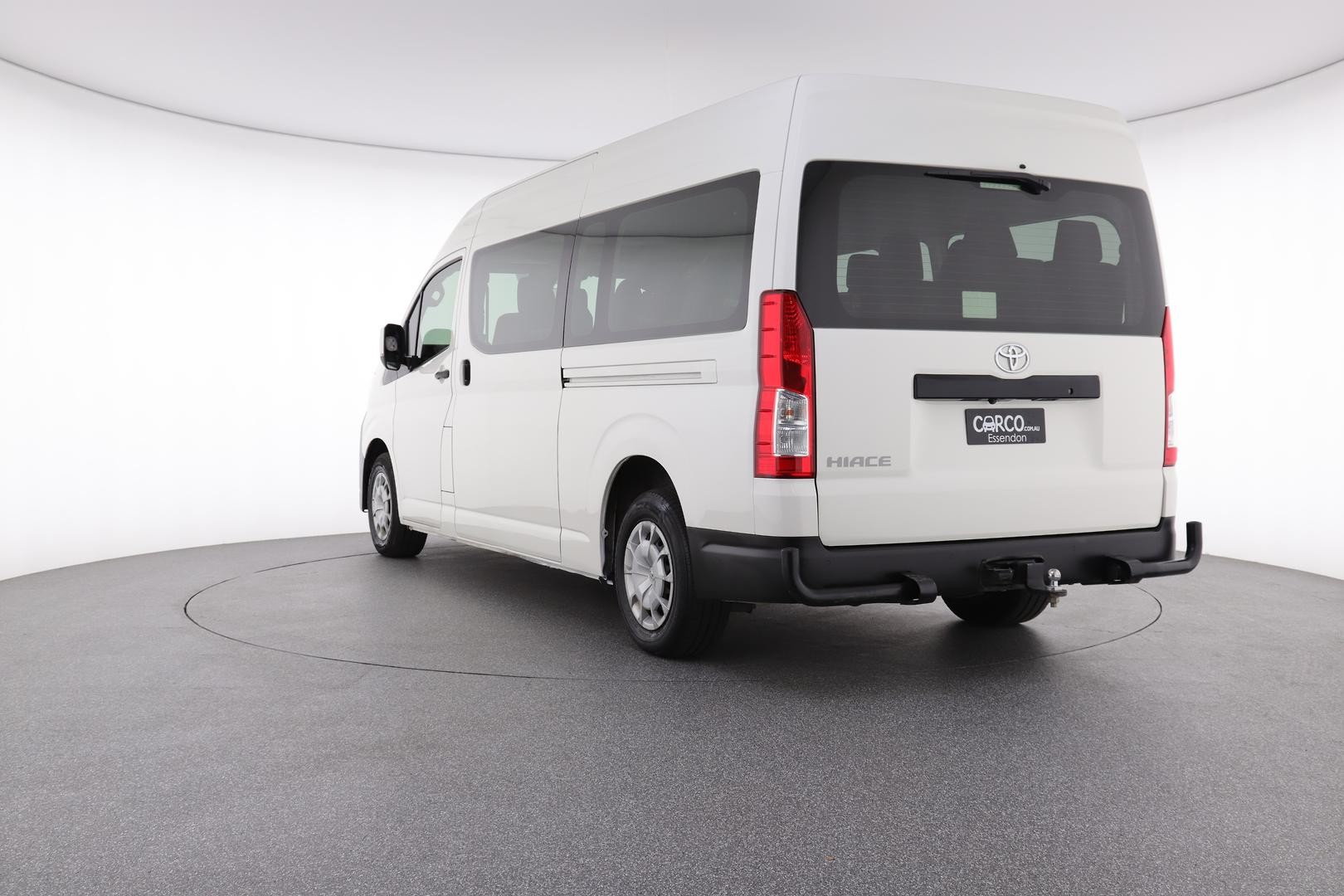 Toyota Hiace image 4