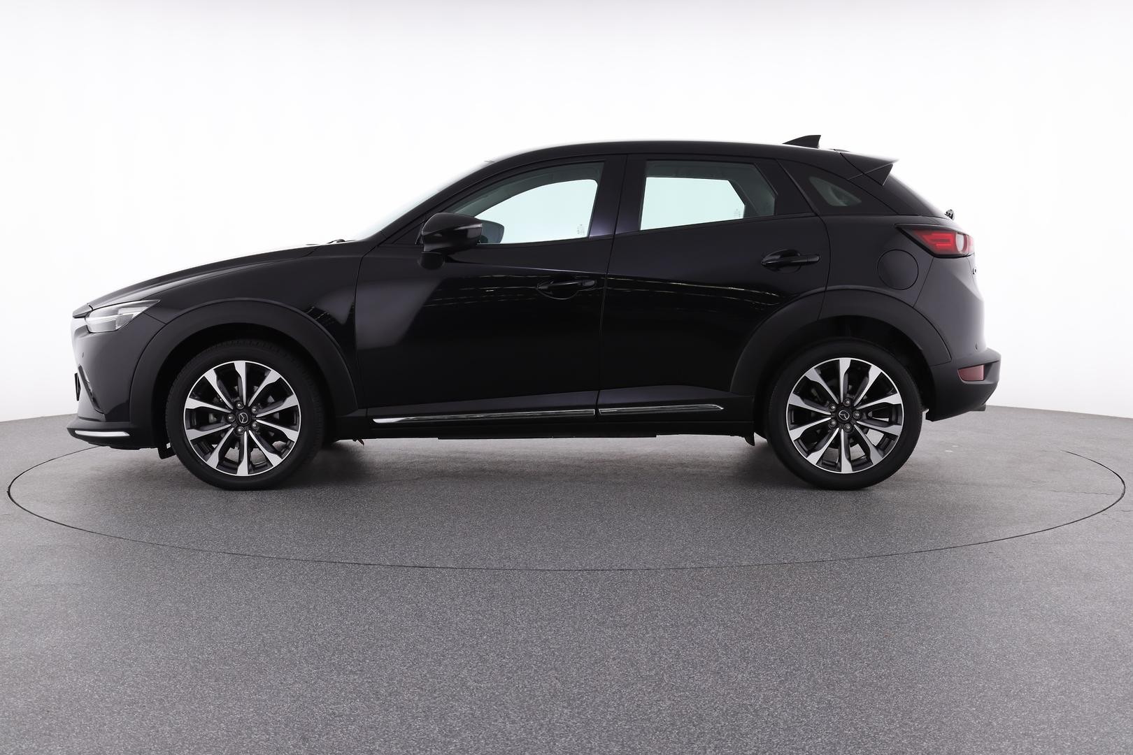 Mazda Cx-3 image 3
