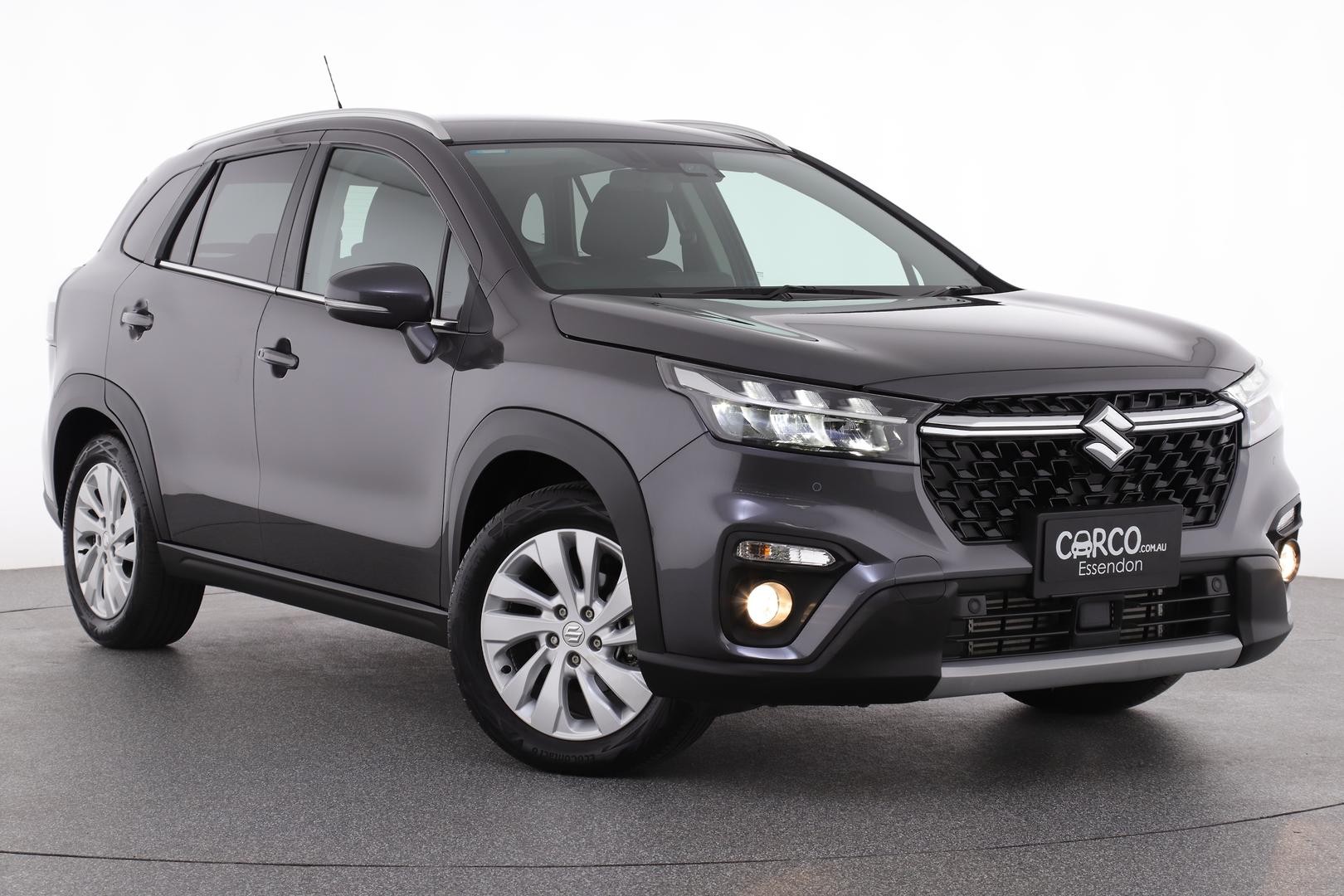Suzuki S-cross image 1