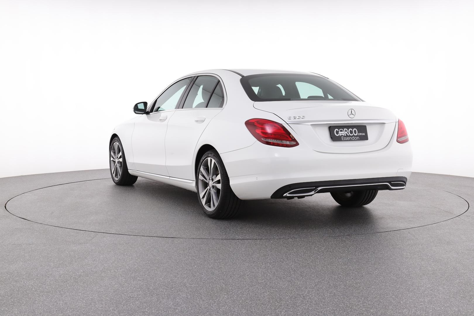 Mercedes Benz C-class image 4