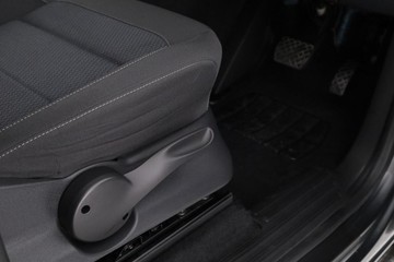 https://dvg-vehicle-assets.s3.amazonaws.com/C000595/964hslkekutzu3mtxe12dx4xh.jpg