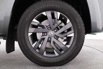 https://dvg-vehicle-assets.s3.amazonaws.com/C000595/9pz2y6ubmfrn0e32p4jzz4gjc.jpg