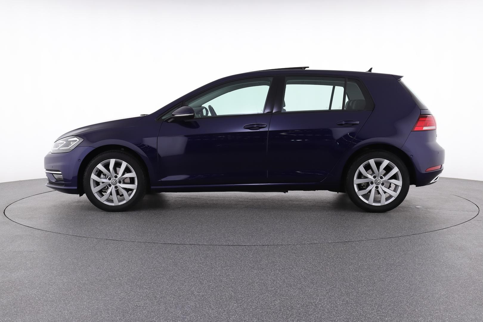 Volkswagen Golf image 3
