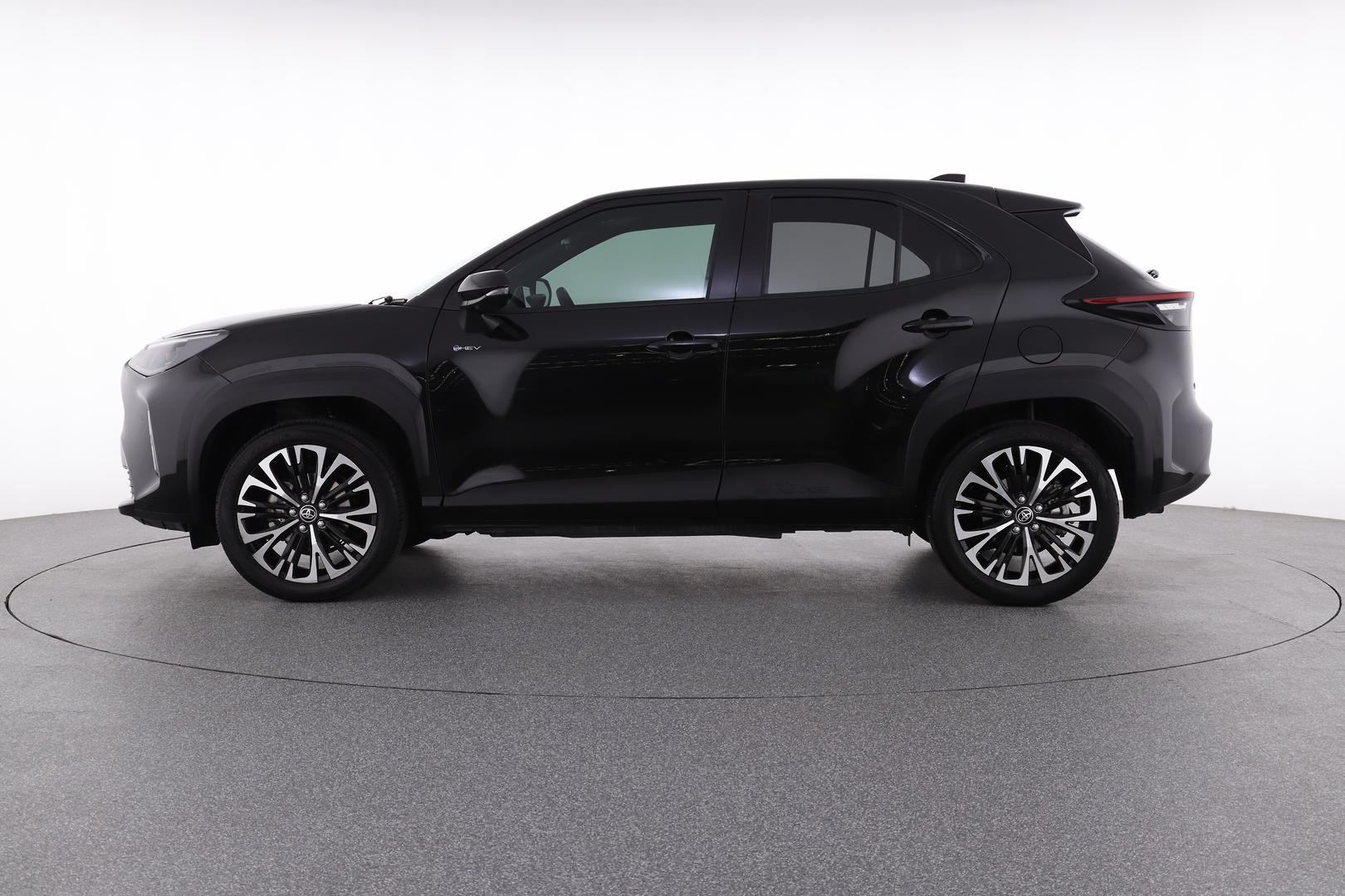 Toyota Yaris Cross image 3