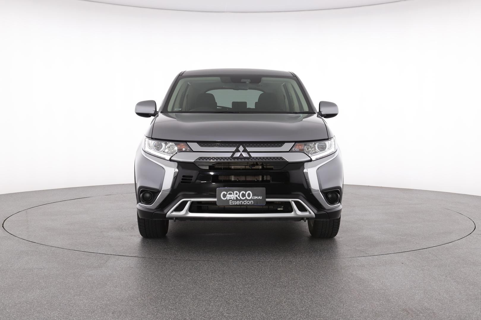 Mitsubishi Outlander image 2