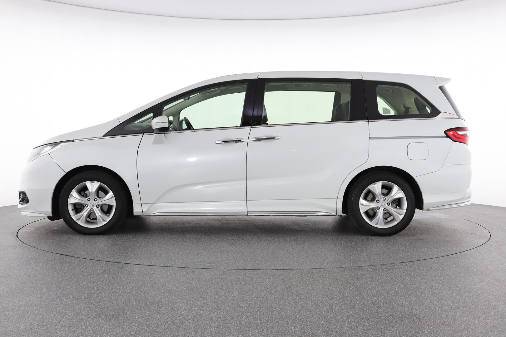 Honda Odyssey image 3