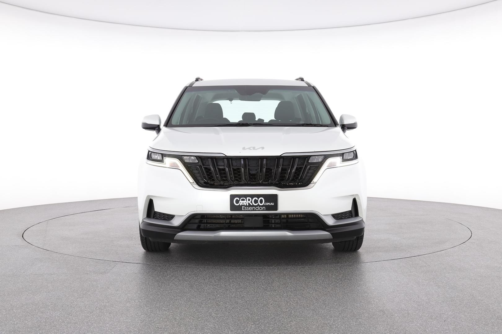 Kia Carnival image 2