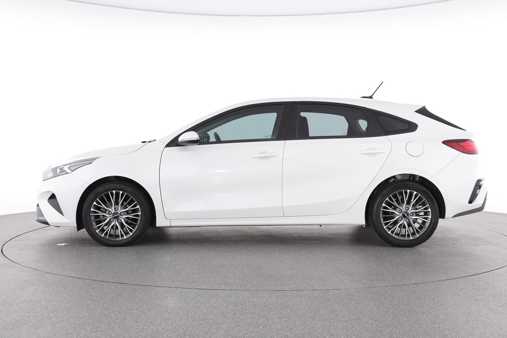 Kia Cerato image 3