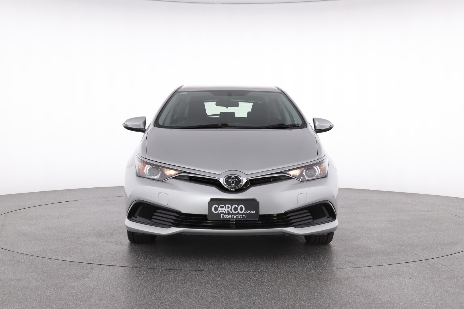 Toyota Corolla image 2