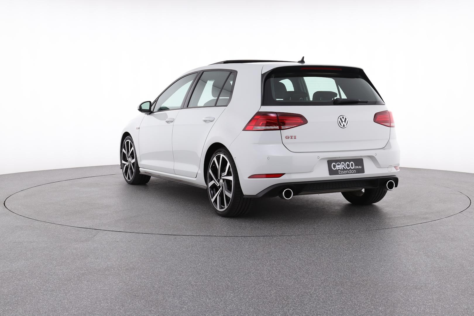 Volkswagen Golf image 4