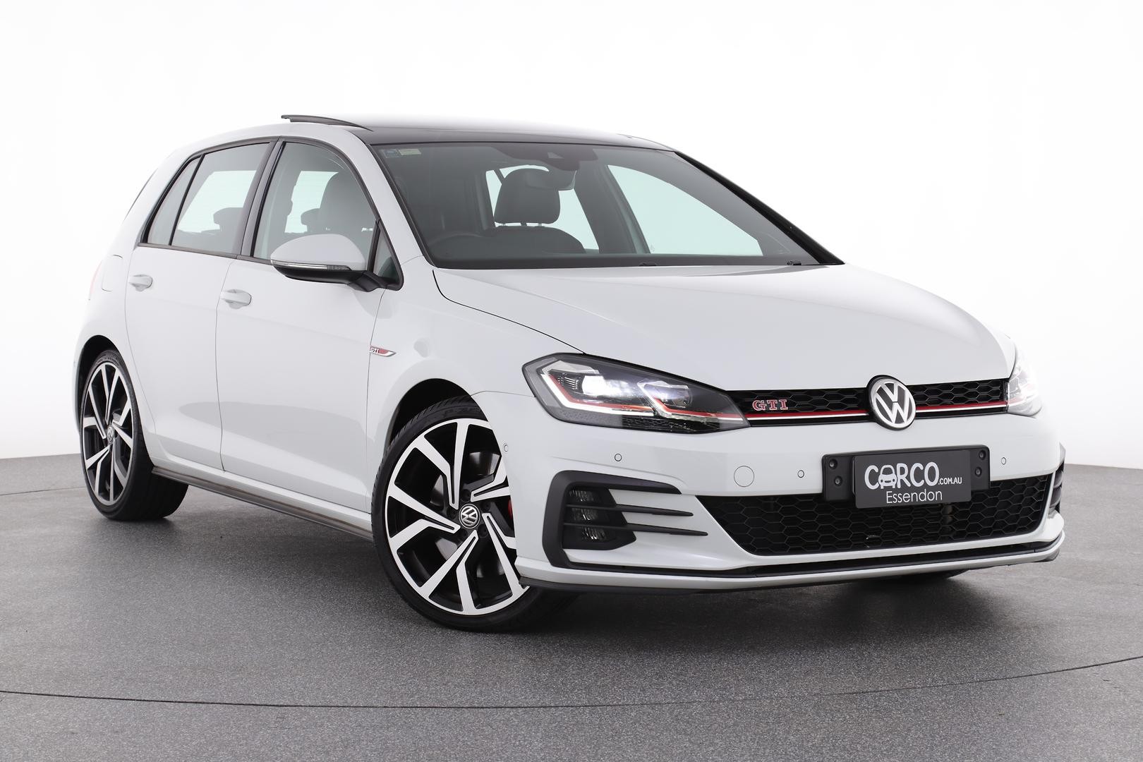 Volkswagen Golf image 1