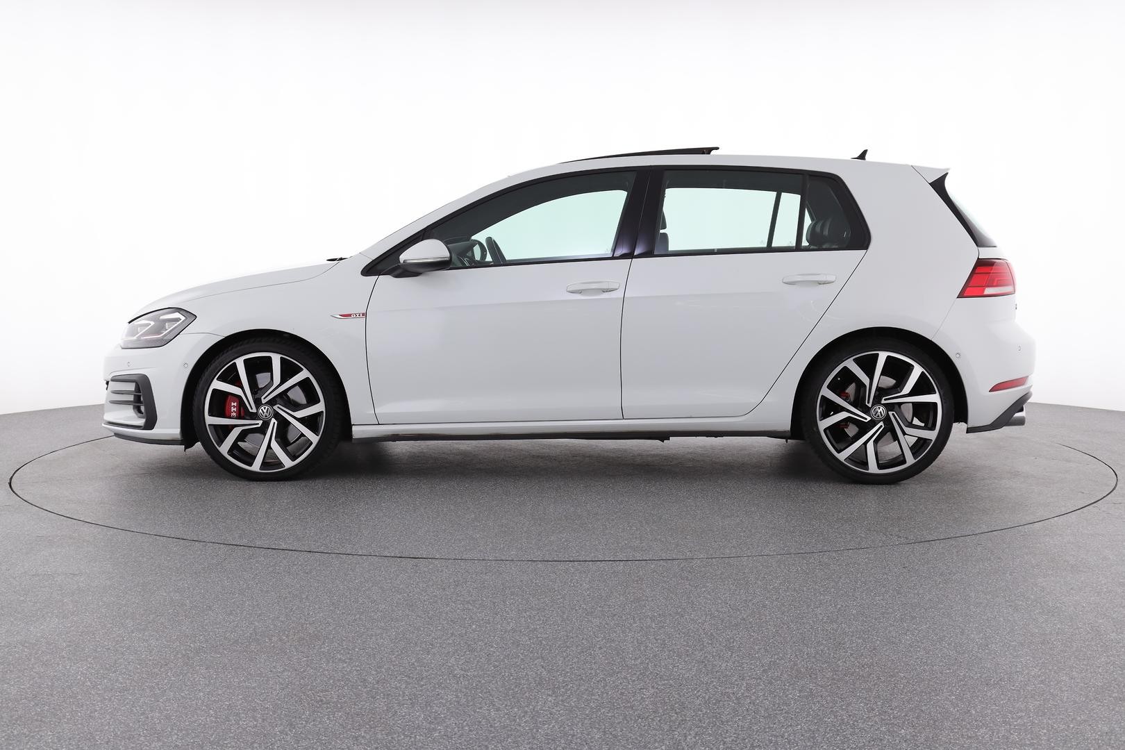 Volkswagen Golf image 3