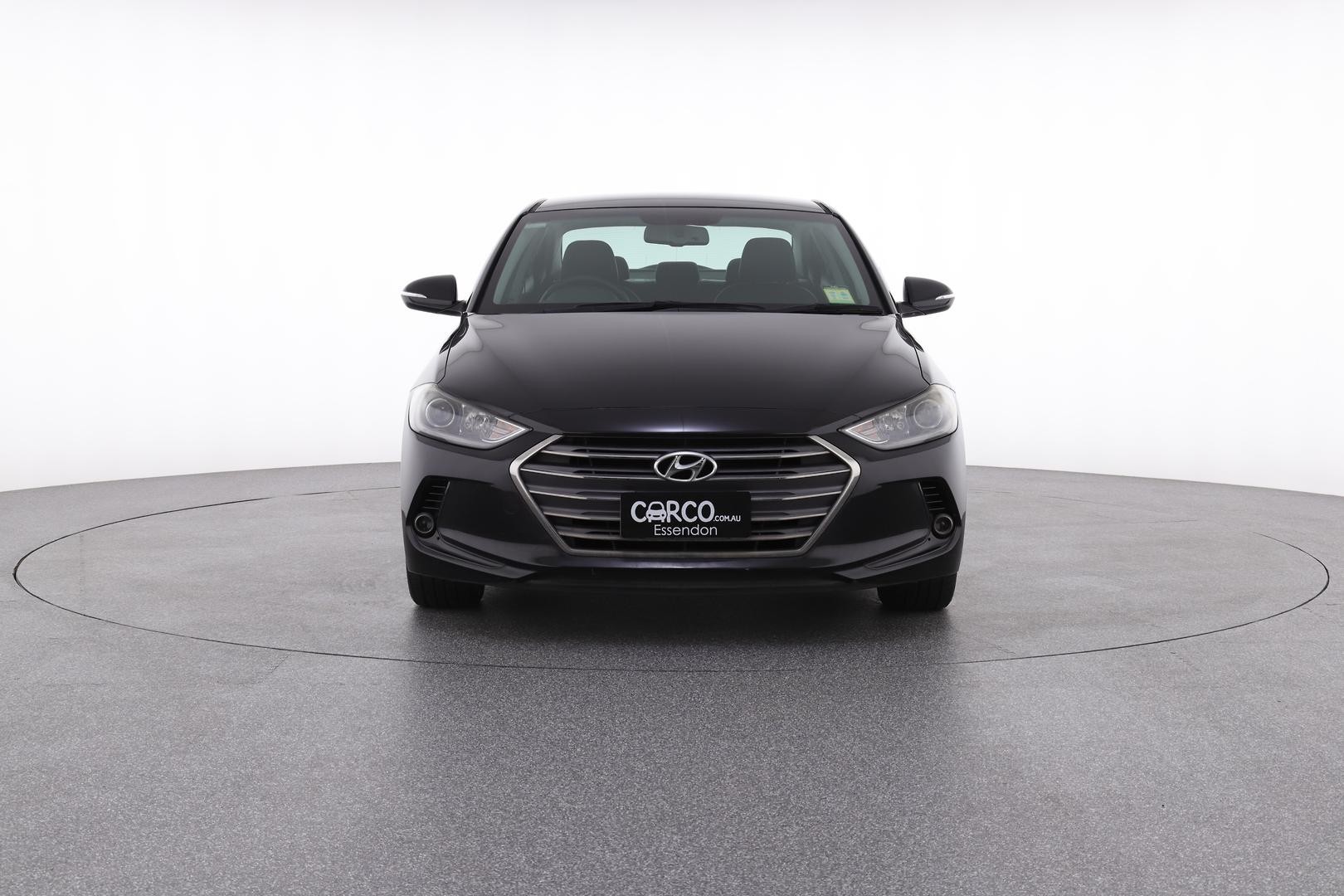 Hyundai Elantra image 2