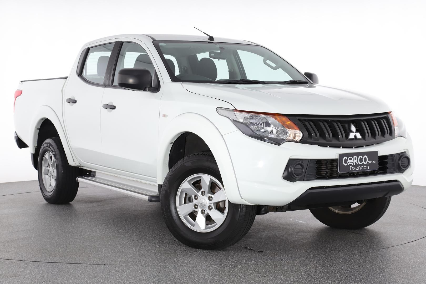 Mitsubishi Triton image 1