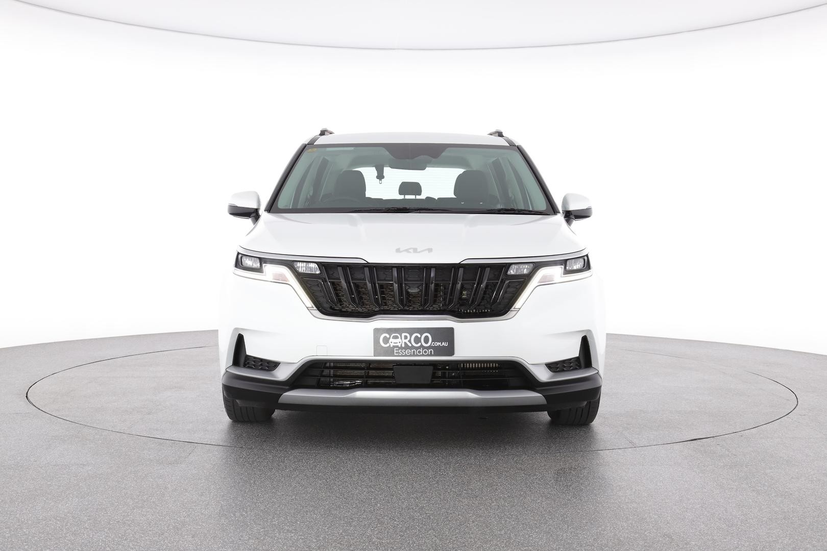 Kia Carnival image 2