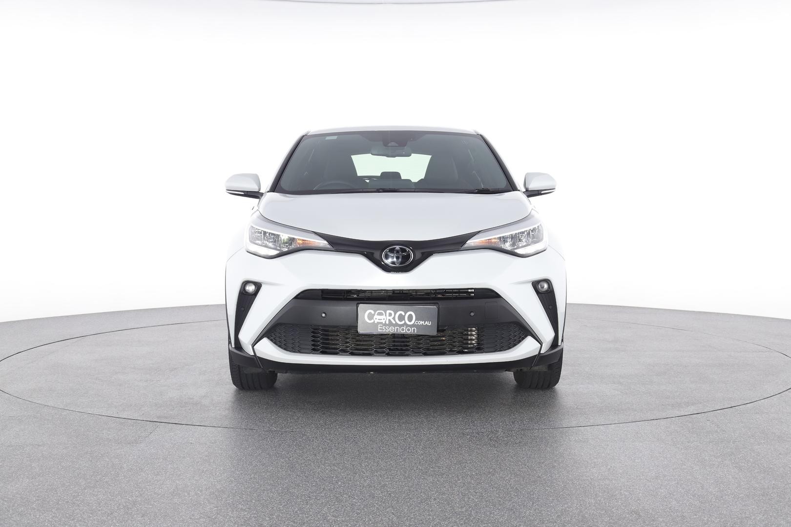 Toyota C-hr image 2