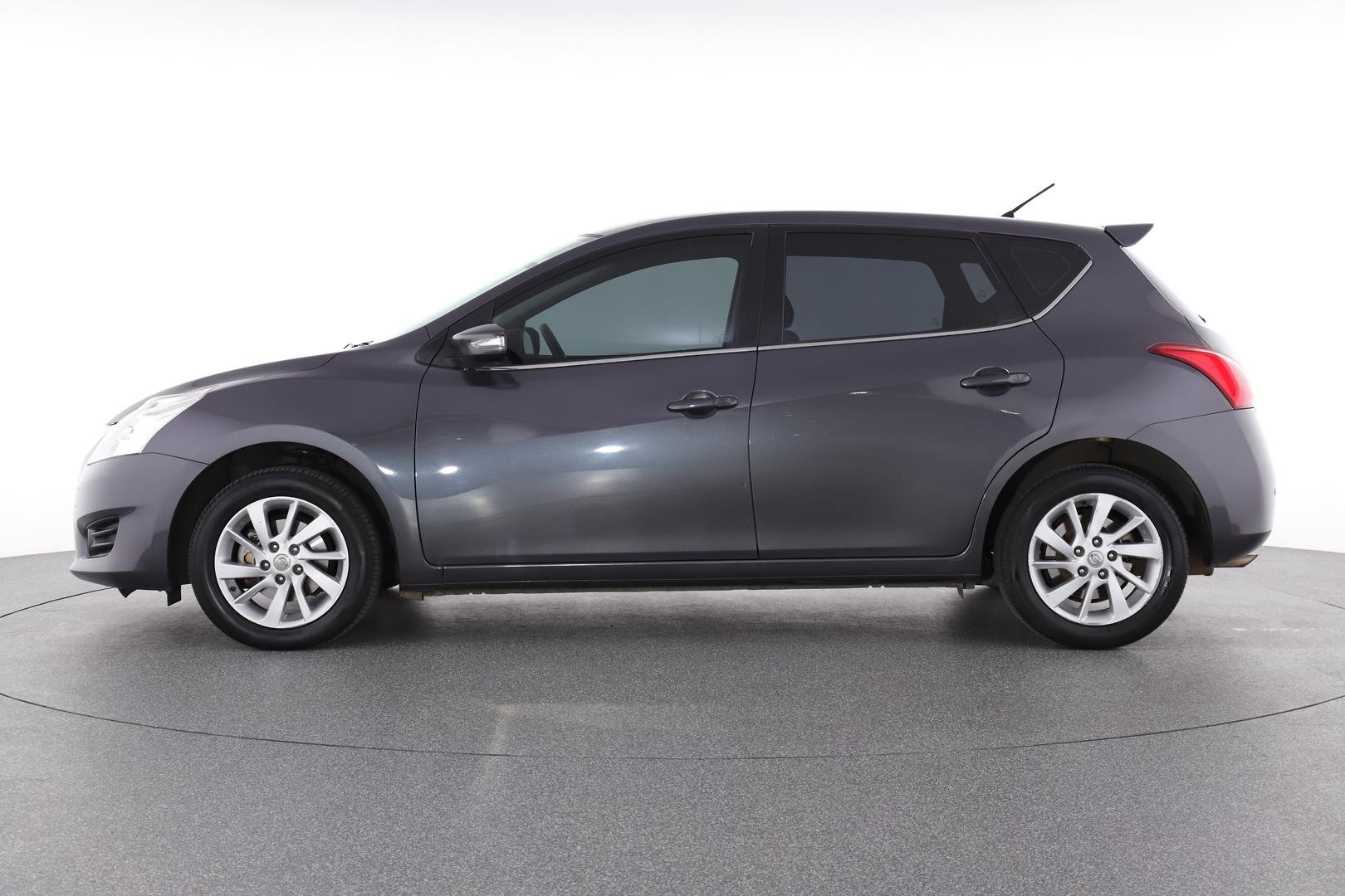 Nissan Pulsar image 3
