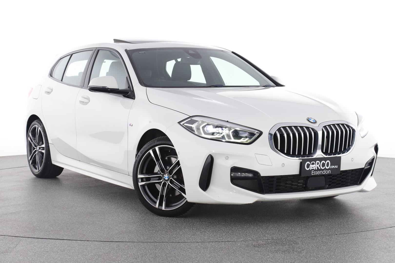 BMW 1 Series image 1