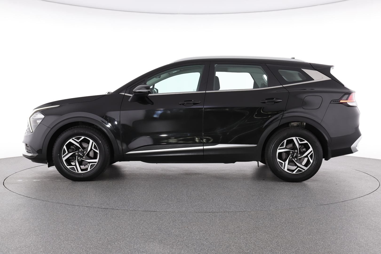 Kia Sportage image 3